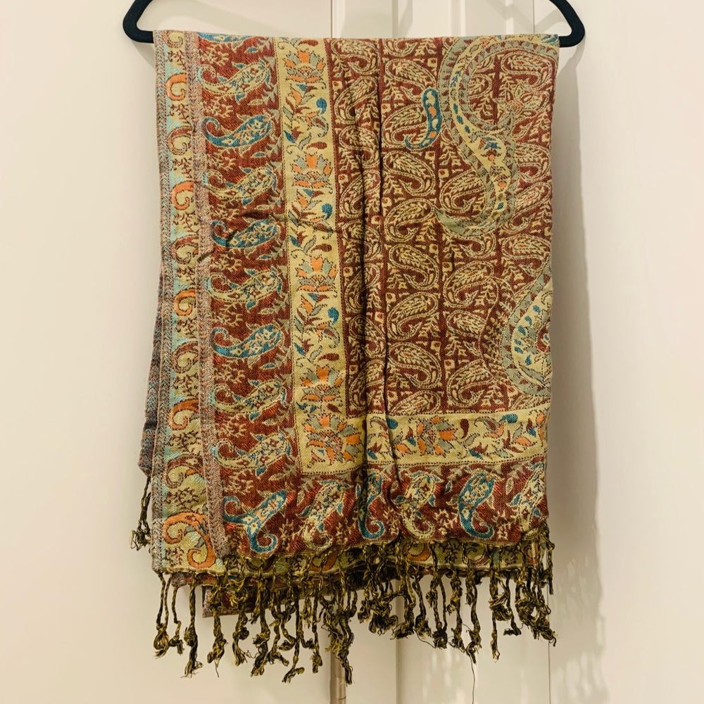 NEW scarf from India